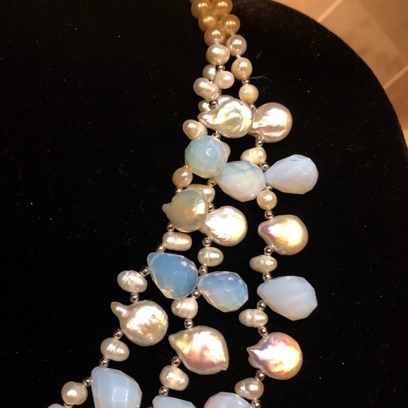 Gorgeous Opalite & White Pearl 3 Strand Necklace - Picture 3 of 6
